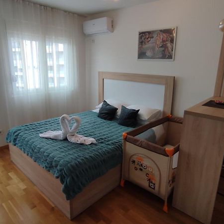 Apartmani Stari Aerodrom Podgorica Exterior photo